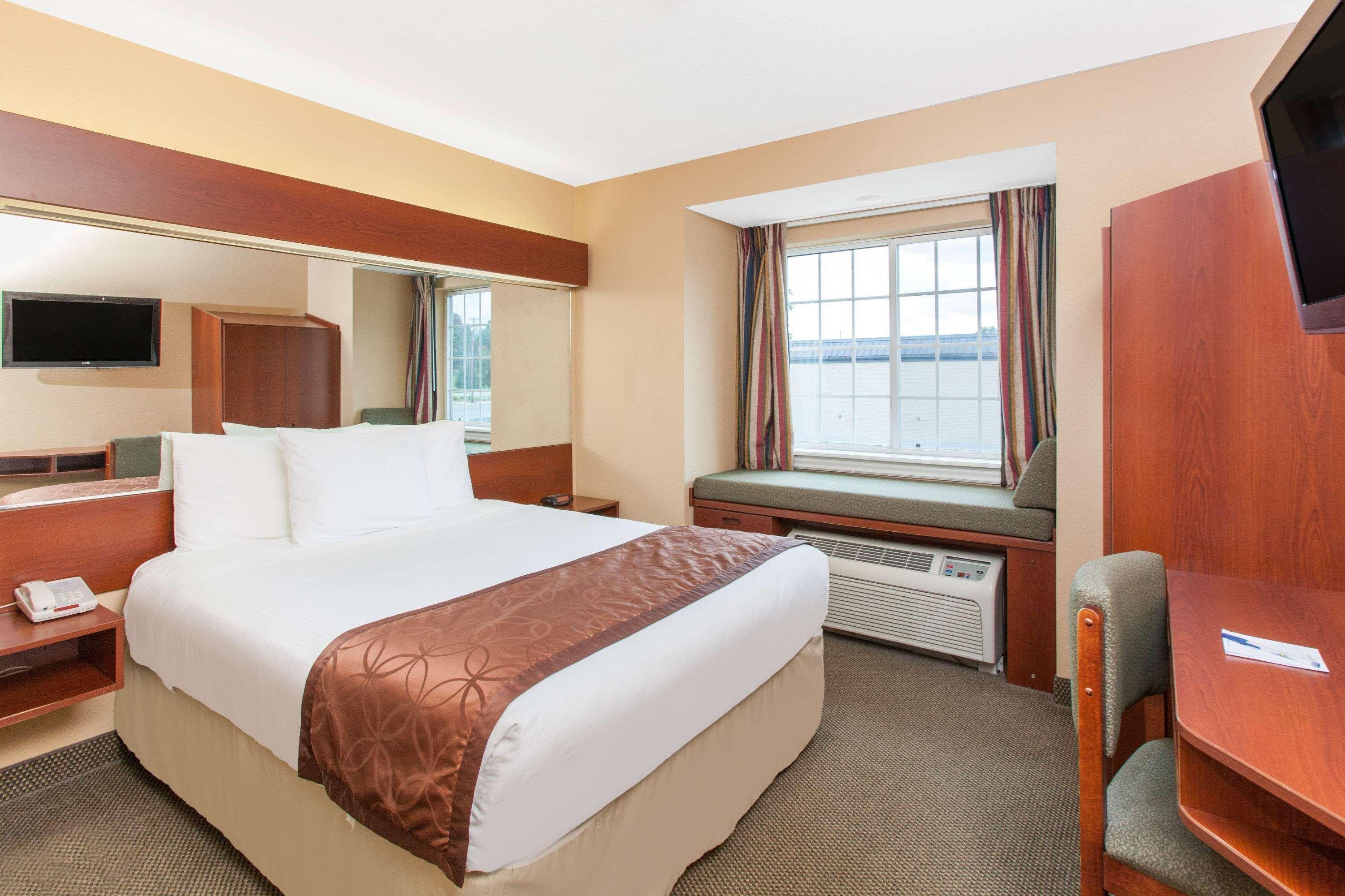 Microtel Inn By Wyndham Rogers Luaran gambar