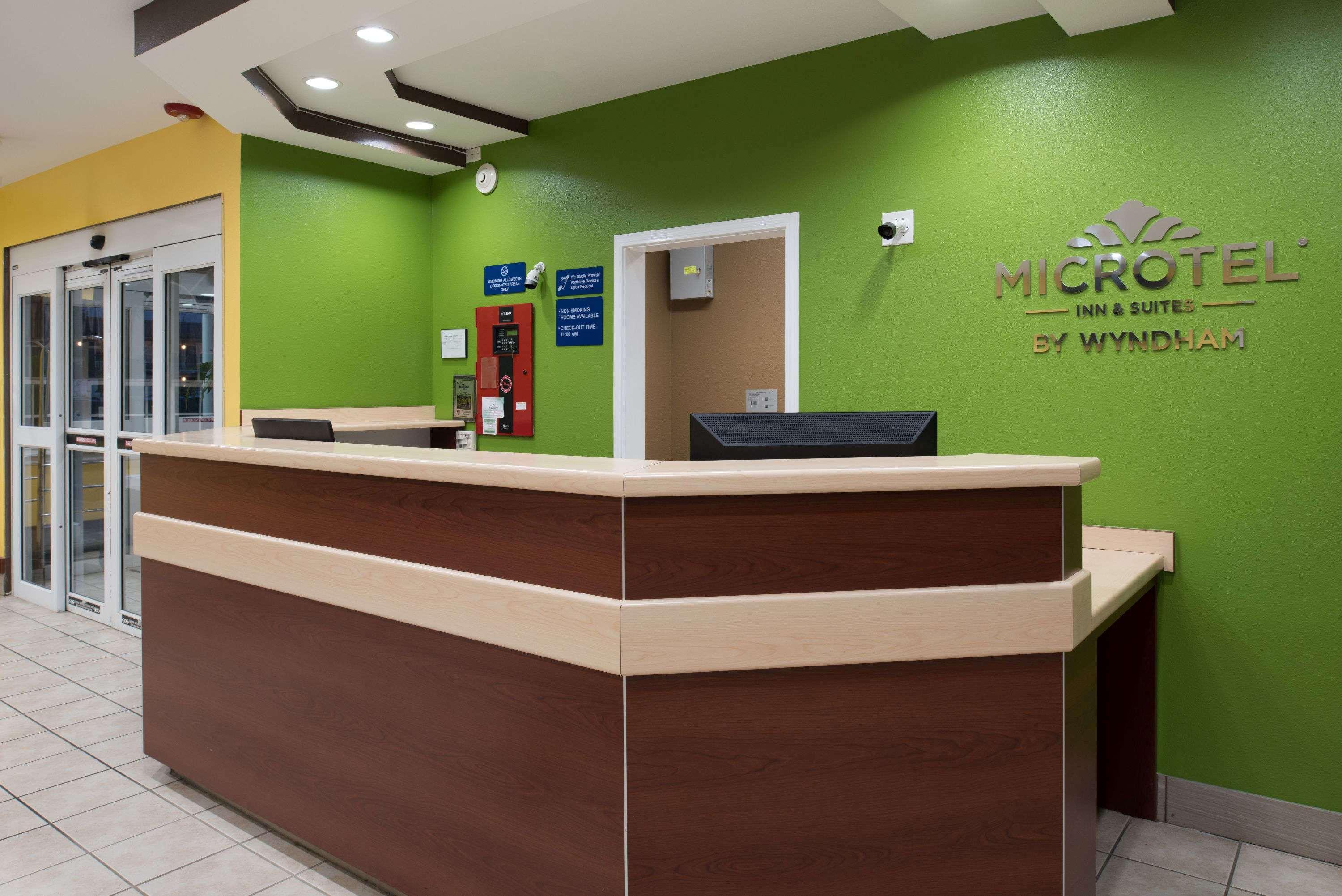 Microtel Inn By Wyndham Rogers Luaran gambar
